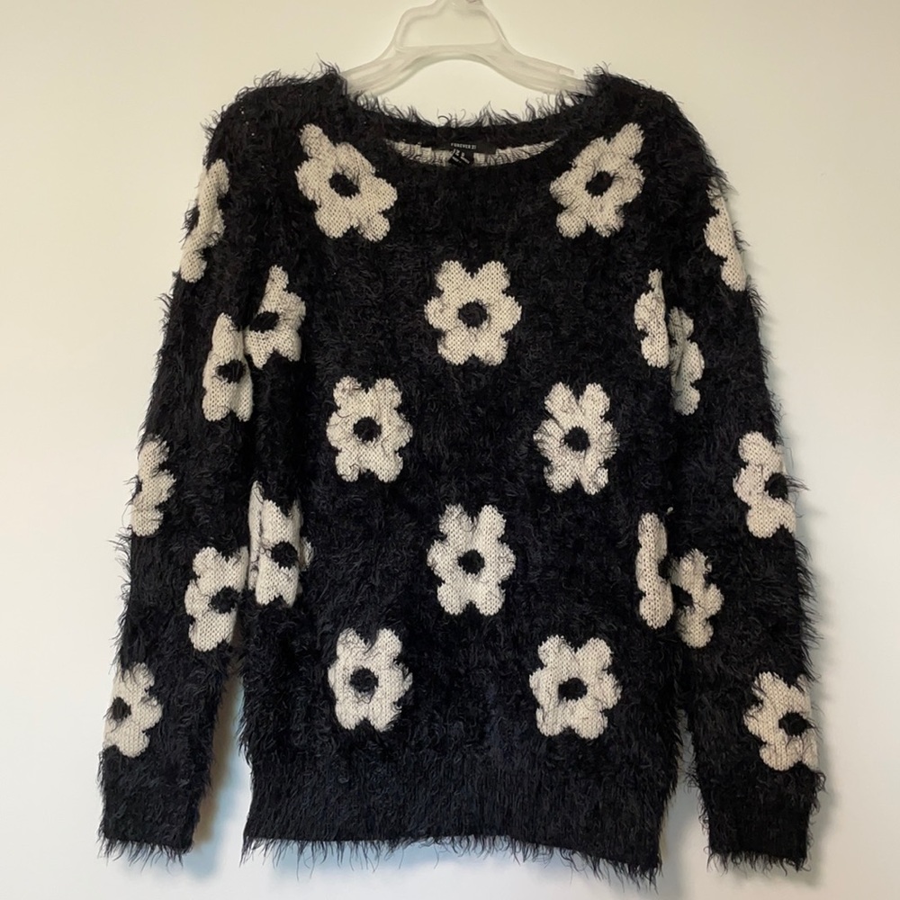 Very soft flower sweater